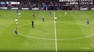 「キックでお金が取れる」リバプールDFの超絶サイドチェンジが炸裂した瞬間！驚異的な速度と精度に「マジでなんだそのパス」「うめえ」などファン大興奮