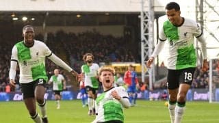 “リヴァプール中毒者”を生む理由！縦回転ミドル炸裂で十八番“アディショナルタイムの劇的ゴール”にスタジアム＆視聴者が大熱狂「マジ鬼だな逆転率」