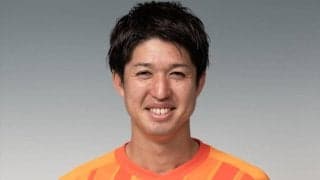 長崎が今季控えに回ったGK富澤雅也と契約更新　「J1昇格を成し遂げる為に、覚悟を持って」