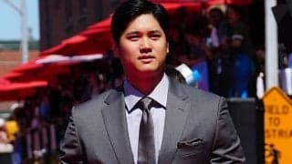 大谷翔平に“超豪華”ド軍入団会見　球団TOP4が集結、大物スターのサプライズ登場も