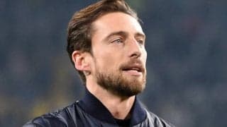 「王子様だ」「なんてハンサム」“サッカー界屈指のイケメン”マルキジオ、渋さも増した山中でのモデル姿に絶賛の嵐「愛してる！」