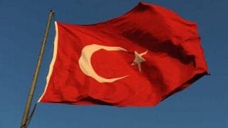 トルコで主審を殴ったクラブ会長に永久追放処分…クラブはホーム5試合が無観客試合＆罰金処分