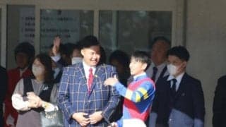 フィッシャーズ・ンダホの愛馬ワンダホー デビュー戦はホロ苦い結果に