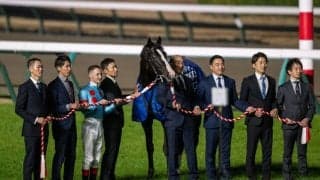 世界最強・イクイノックス引退式が執り行われる…ルメール「フィジカル、メンタルすごかった」