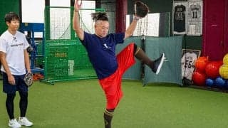 ピッチングの威力増す“しなり”の作り方　スマホ猫背はNG…解消に効く「鉄板ネタ」