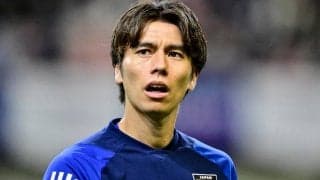 「ベテランのそれですやん」田中碧が現地の試合後に見せた味方への“労い頭ポンポン映像”がファンの心を掴む！「キャ〜碧くんに頭ポンポンしてもらいたい」「身長高いからできる」の声
