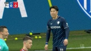 浅野拓磨もビックリ… サポーターが突然ブチギレ！大量のテニスボールやコインチョコがまき散らされる異常事態　スタジアムで暴動行為が起きた一部始終