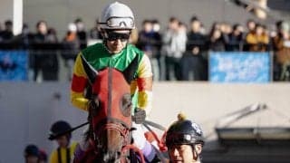 【朝日杯FS】武豊騎手、復帰後初G1騎乗は大外から差し脚伸ばして2着