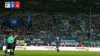 「浅野の日」「チョコ拾い食い！」 ジャガー・浅野拓磨へ送られたスタジアム全体の大歓声が美爆音すぎる瞬間　先制ゴール、2得点目を生む絶妙パス… 大活躍の日本代表FWに拍手喝采