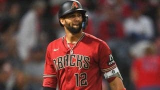 元DeNA外野手が60億円で再契約　オリから“FA宣言”…助っ人右腕獲得も、18日の去就