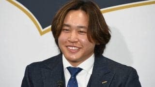 オリ宮城、“由伸超え”1.6億円で更改　米挑戦の先輩にジョーク「残留と言っていた」