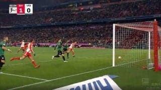 キックオフ「わずか1分」パス2本の“電光石火ゴール” 本気になった絶対王者・バイエルンが怒りの速攻劇　GKとの1対1に勝利→プレゼントパスからバケモノFW・ケインがトドメの一撃