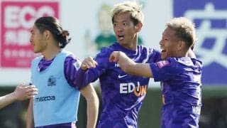 広島がベテランDF塩谷司、ルーキーのMF越道草太と契約更新