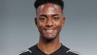 横浜FMのGKオビ・パウエル・オビンナが神戸へ完全移籍！「自分を信じて誇り高く戦い続けます」