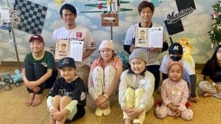 ロッテ中村奨吾、楽天今江監督と子ども病院訪問　初の直接交流で「力もらいました」