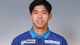 J2昇格の鹿児島、24歳MF渡邉英祐と契約更新！　「残留ではなくJ1昇格を目指して闘います」