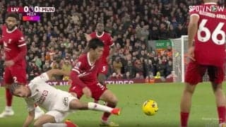 “リアル・モンスター”が潰しまくって大暴れ！「タックルが趣味」「20人もいない」 リバプール遠藤航は激レアな“タックル担当” 指揮官が大絶賛する鬼タックルを炸裂した瞬間