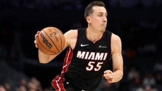 今季絶好調のダンカン・ロビンソンがNBA史上最速で通算3ポイント成功900本を突破