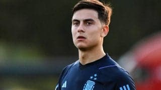 「大好きなカップル」「美しい2人」ディバラと婚約者がクリスマスに2ショット！歌手として活躍する恋人に11月にプロポーズ