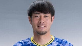 今治が37歳のバースデーを迎えたMF三門雄大と契約更新