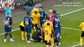 超決定機阻止→担架要請の負傷で激震！ チェルシー撃破の“神スライディング”で「足に深い切り傷」 ベテランDF自力で歩けずサポーター沈痛も「深刻なものでない」発表に安堵