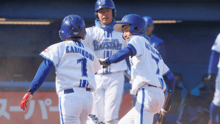 DeNAジュニアが優勝　7年ぶり2度目…長男の活躍に井端氏大喜び、荒波監督は涙