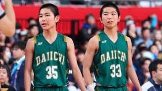 福岡第一の“宮本ツインズ”がウインターカップ初得点「耀も決めてこい！」先輩たちに感謝の大舞台デビュー