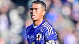 「ボールの軌道がよく分かる良いカメラアングル」パリ五輪世代MF藤田譲瑠チマ、ピッチ目線で捉えたシントでの「圧巻初ゴール」が話題に！ 「なんでジョエルじゃない人がユニ脱いでるの」のツッコミも