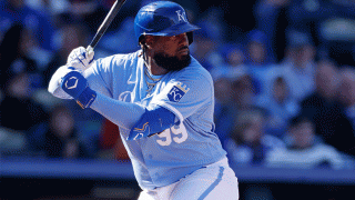 メジャー108発の巨漢大砲に日本3球団が興味　米4球団含めた争奪戦…現地報道