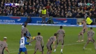 「やばい！お帰り！」三笘薫の相棒が怪我からの復帰戦で超絶ゴラッソを叩き込んだ瞬間！揺れて、落ちる無回転弾炸裂に「ご飯100杯食える！」「これで三笘が帰ってくれば」