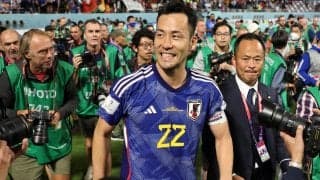 初めてアイスホッケーNHLの試合を観た吉田麻也、同席していた選手にファンも注目「はんぱない」