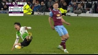 「価値を十分に示してる」「クロップが求める重要な役割を果たす」リバプール遠藤航が勝利ゴールの起点となるハードタックルを炸裂した瞬間　地元メディアが大絶賛した存在価値を高める一撃