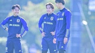 「こんな激アツ展開あるんかい」日本代表の練習での「川崎のレフティのクロスに川崎のバンディエラが合わせたシュート」で、会場が爆笑！ オチがついたまさかのサイド攻撃
