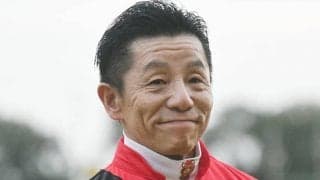 “二刀流ジョッキー”にファンから愛された“スマイル” 多くのGI騎手ステッキ置いた23年