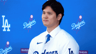 大谷愛犬シャツで話題…今度は“ド直球”デザイン　日本でも注目「ぶっこんできたな」