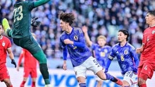 「まさかの頭で決めるとは…」広島MF川村拓夢が“らしい攻め上がり”での「日本代表デビュー4分弾」が大絶賛！「海外に見つかっちゃう」「やっぱり持ってる」の声