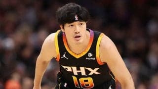 “苦戦”続く渡邊雄太が3試合ぶり出場…サンズは2024年白星発進で年跨ぎ4連勝