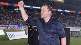 FC東京がクラモフスキー監督の続投を発表！「東京は青赤だ」