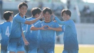 後半ATに劇的弾の近江が強豪・神村学園を撃破！ 計7発の打ち合いを制し初の4強入り【高校サッカー選手権】