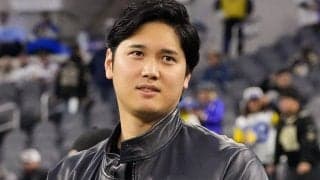 大谷翔平の“訪問”、NFL界でも大反響　豪華スターと次々ハグが200万再生突破
