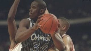 球団創設35季目のマジック…シャックの背番号32が史上初の永久欠番に