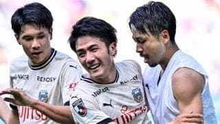 「ガマンしていた涙が止まらなくなった…」川崎FW小林悠が山根視来、登里享平らとの「川崎の絆ショット」公開！ 家長昭博、大島僚太らも参加した笑顔の食事会