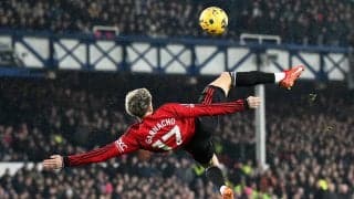 「歴史に残るゴラッソ」「神技」19歳逸材の驚愕オーバーヘッド弾が再脚光！ルーニーのバイシクル→クリロナのゴールパフォに「何回も見ちゃう」【プレミアリーグ前半戦BESTゴール】