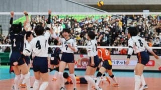 春高バレー　就実が誠英をストレートで破り優勝王手　３連覇がかかった昨年はコロナで欠場
