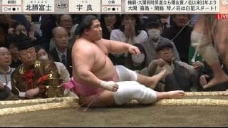 負け方にも華がある！業師・宇良、キレッキレの空中一回転でアクロバティックに魅せ「宇良ちゃん飛ぶねー」「ほんま面白い力士」