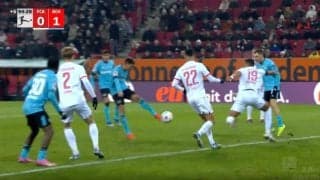 「奇跡的すぎる」「優勝しそう」 終了間際94分に劇的スーパーゴールが炸裂した瞬間　天才的ボールコントロール→完璧すぎる驚速シュートにスタジアム騒然