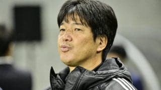 「求めてた写真これこれ」アジアカップでの“トルシエ＆名波浩”の再会抱擁ショットがエモい！「まじで感慨深い」「2人にしかわからない感情があると思う｣との声