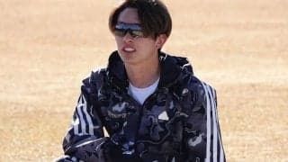 鷹・周東佑京が“粋な計らい”　報道陣に昼食ご馳走…「都城メンチ」を振る舞い