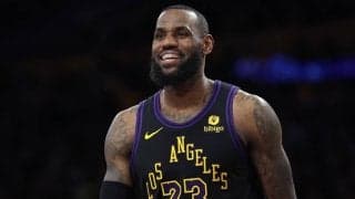 レブロンがマブス戦で流れた“自身の記録”に反応「何だって？ そりゃすごいな」