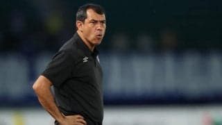 長崎が去就が問題となっているカリーレ監督やサントスをFIFAに提訴「当事者間による解決は不可能と判断」